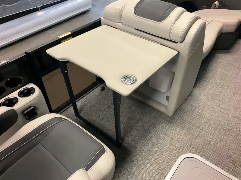 Slide: The Image of Barletta Cabrio 22 QC 2026 - 27