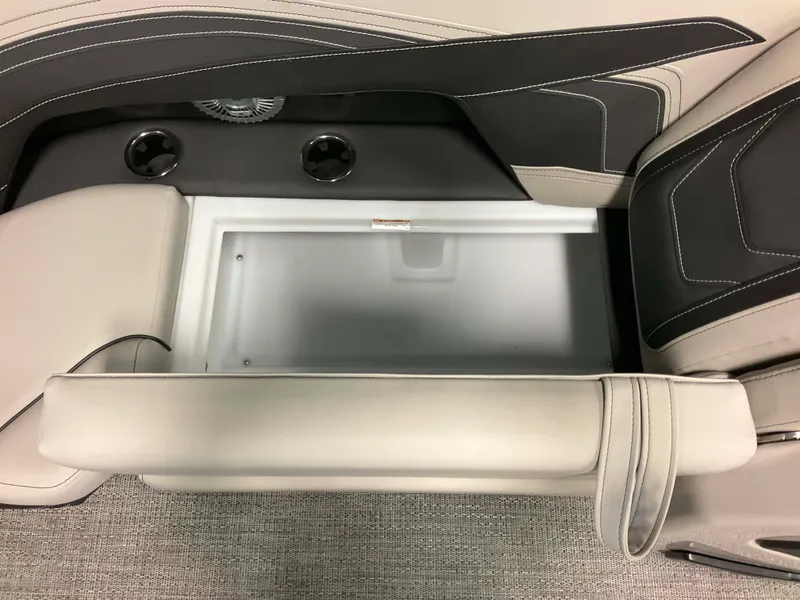 Slide: The Image of Barletta Cabrio 22 QC 2026 - 37