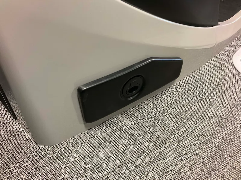 Slide: The Image of Barletta Cabrio 22 QC 2026 - 43