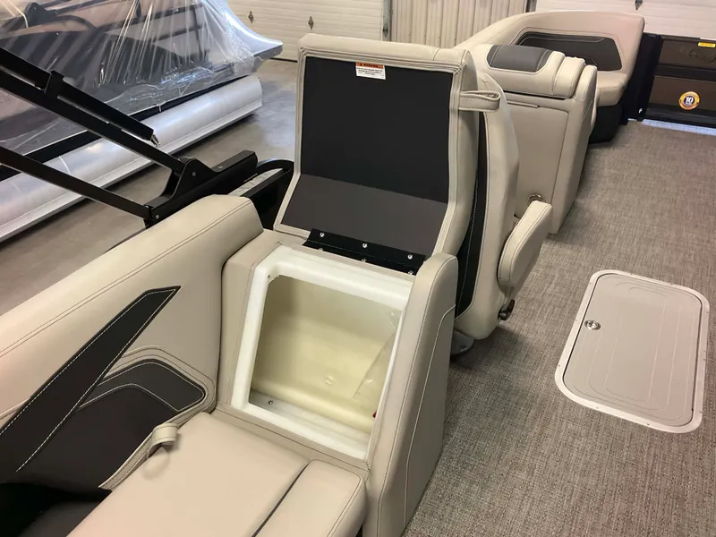 Slide: The Image of Barletta Cabrio 22 QC 2026 - 18