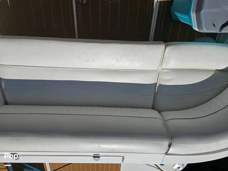 Slide: The Image of Cruisers 320 Express 2004 - 14357025