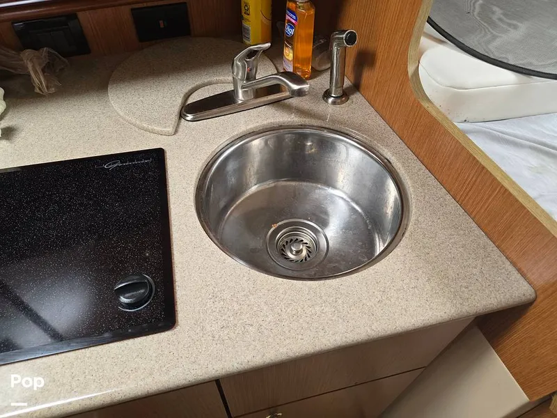 Slide: The Image of Cruisers 320 Express 2004 - 14357055