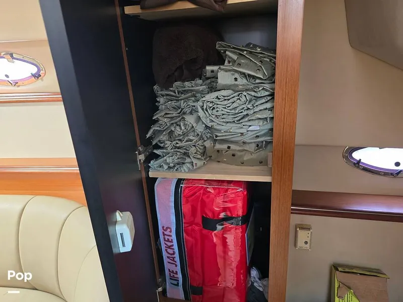 Slide: The Image of Cruisers 320 Express 2004 - 14357068