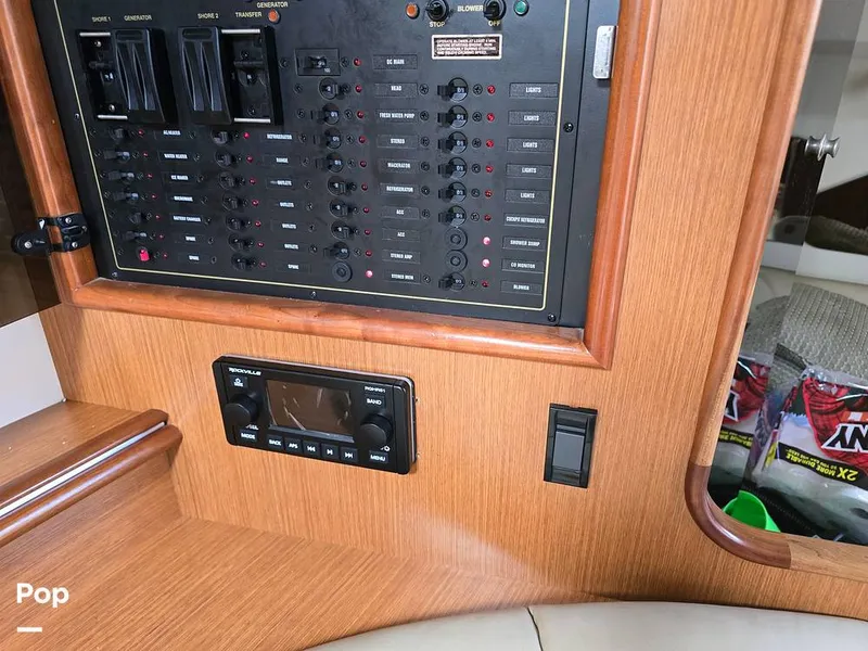 Slide: The Image of Cruisers 320 Express 2004 - 14357070