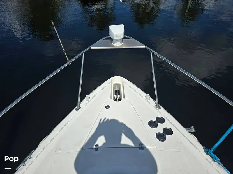 Slide: The Image of Cruisers 320 Express 2004 - 14357150