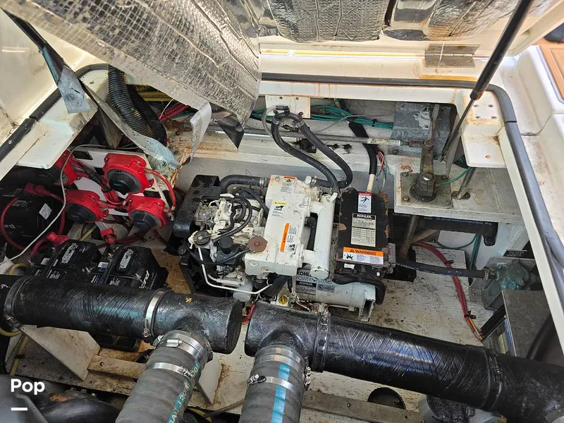 Slide: The Image of Cruisers 320 Express 2004 - 14357156