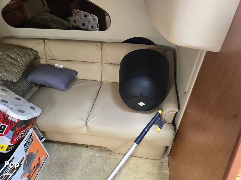 Slide: The Image of Cruisers Yachts 320 Express 2004 - 14357051