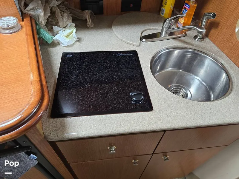 Slide: The Image of Cruisers Yachts 320 Express 2004 - 14357054