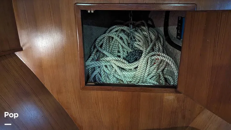 Slide: The Image of Jefferson 42 Aft Cabin Motor Yacht 1986 - 14196073