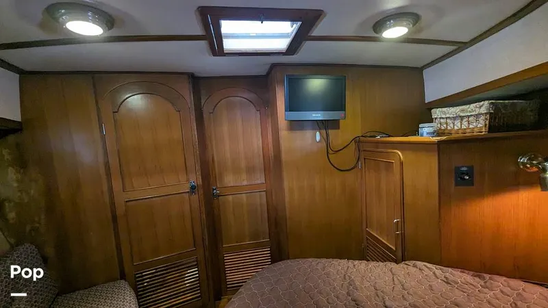 Slide: The Image of Jefferson 42 Aft Cabin Motor Yacht 1986 - 14196076