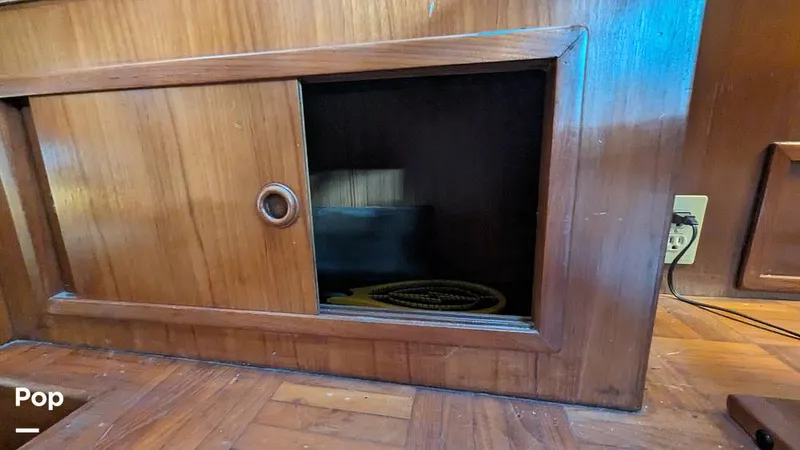 Slide: The Image of Jefferson 42 Aft Cabin Motor Yacht 1986 - 14196082