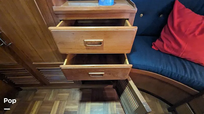 Slide: The Image of Jefferson 42 Aft Cabin Motor Yacht 1986 - 14196110