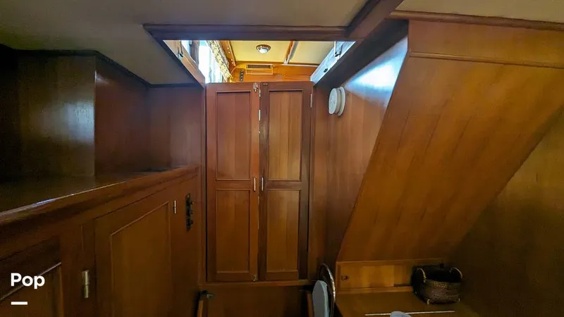 Slide: The Image of Jefferson 42 Aft Cabin Motor Yacht 1986 - 14196113