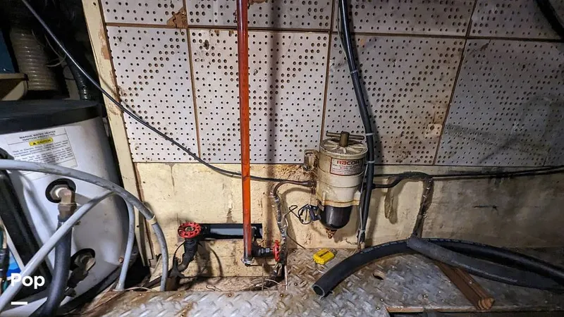 Slide: The Image of Jefferson 42 Aft Cabin Motor Yacht 1986 - 14196122