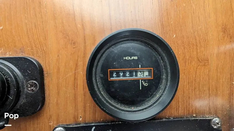 Slide: The Image of Jefferson 42 Aft Cabin Motor Yacht 1986 - 14196127