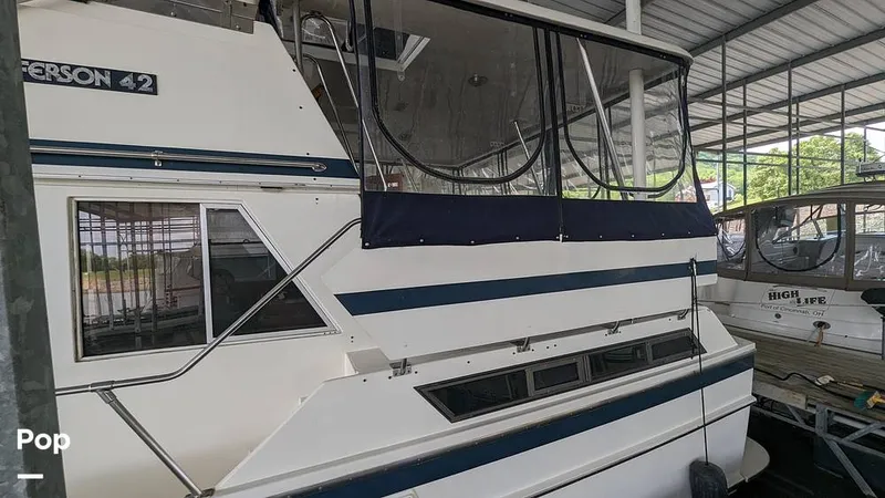 Slide: The Image of Jefferson 42 Aft Cabin Motor Yacht 1986 - 14195991