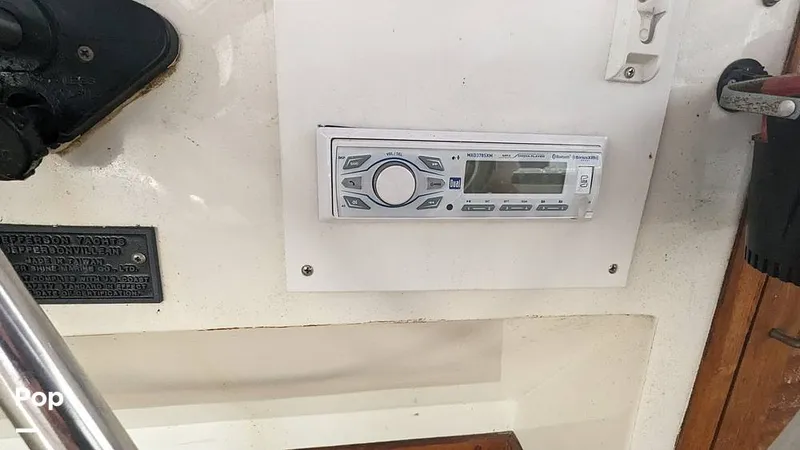 Slide: The Image of Jefferson 42 Aft Cabin Motor Yacht 1986 - 14196022