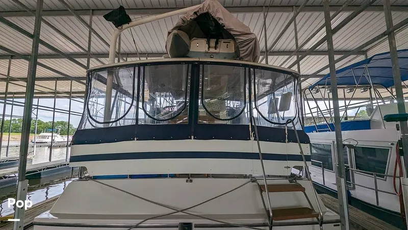 Slide: The Image of Jefferson 42 Aft Cabin Motor Yacht 1986 - 14195265