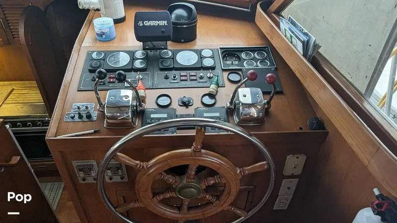 Slide: The Image of Jefferson 42 Aft Cabin Motor Yacht 1986 - 14196039