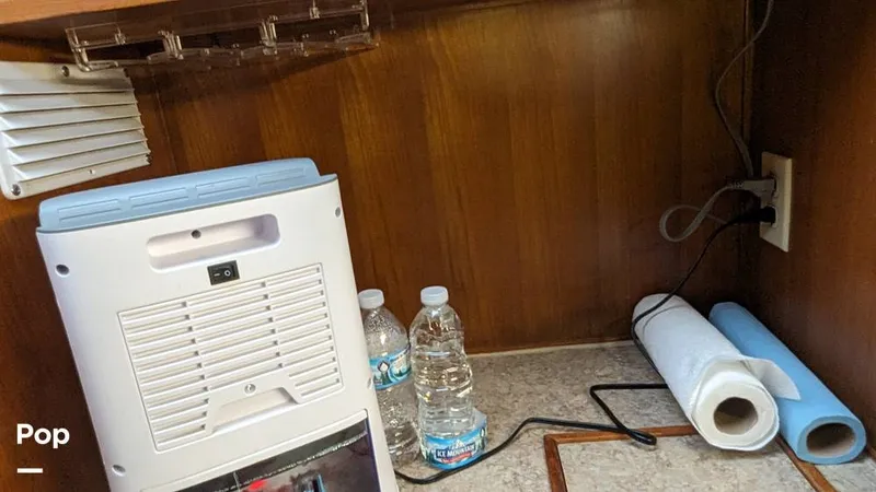 Slide: The Image of Jefferson 42 Aft Cabin Motor Yacht 1986 - 14196050