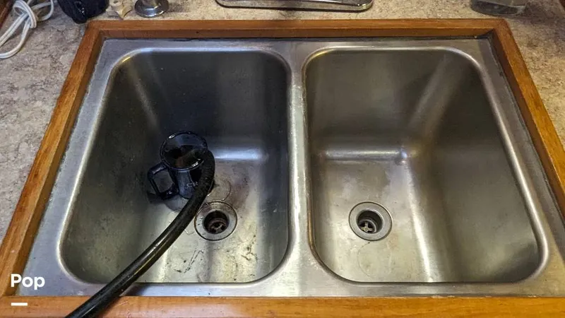 Slide: The Image of Jefferson 42 Aft Cabin Motor Yacht 1986 - 14196052