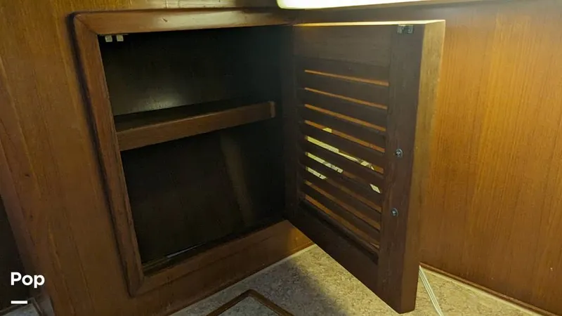 Slide: The Image of Jefferson 42 Aft Cabin Motor Yacht 1986 - 14196054