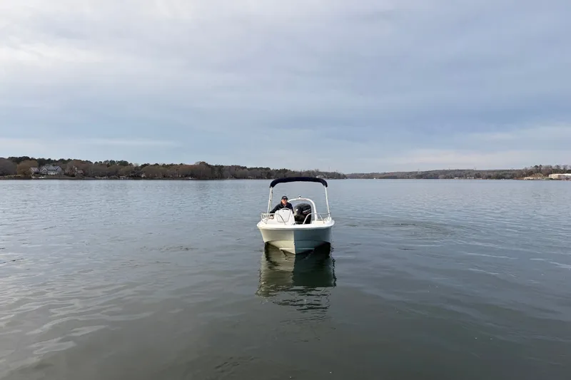 Slide: The Image of Boston Whaler 160 Super Sport 2026 - 5