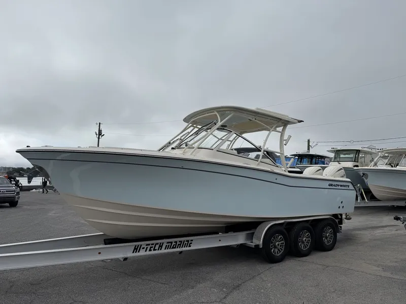 Slide: The Image of Grady-White Freedom 275 2026 - 5