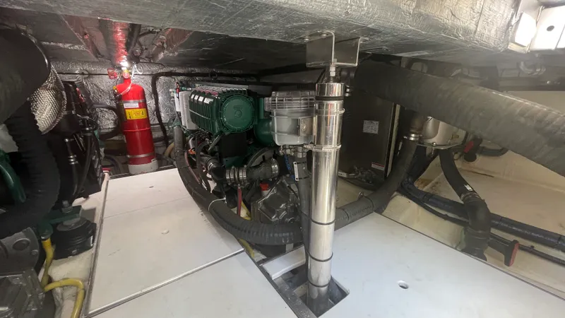 Slide: The Image of Galeon 430 HTC 2019 - 46