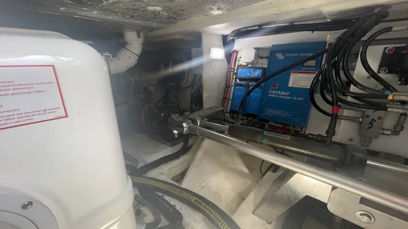 Slide: The Image of Galeon 430 HTC 2019 - 49