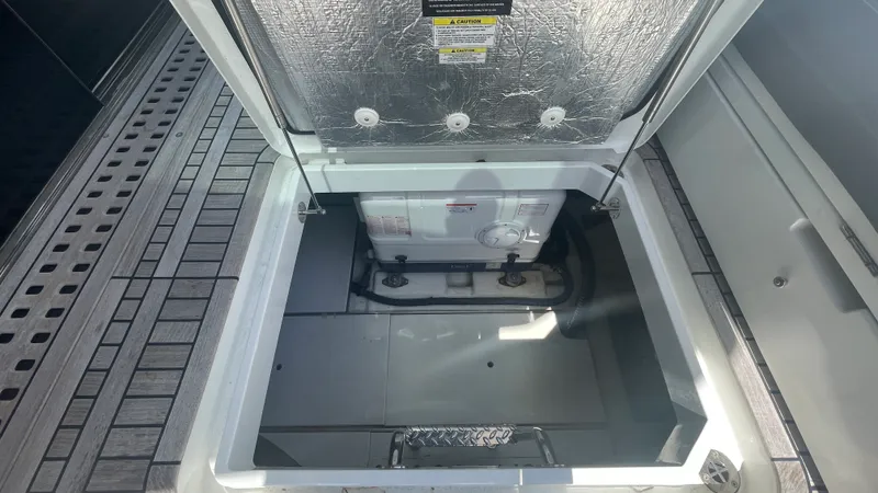 Slide: The Image of Galeon 430 HTC 2019 - 52