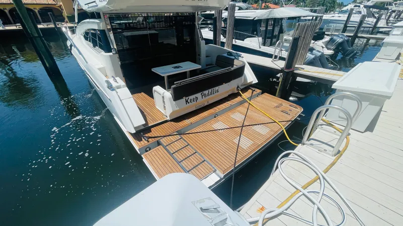 Slide: The Image of Galeon 430 HTC 2019 - 8