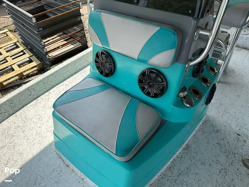 Slide: The Image of Dargel 21 Explorer Tunnel Vee 2016 - 14242289