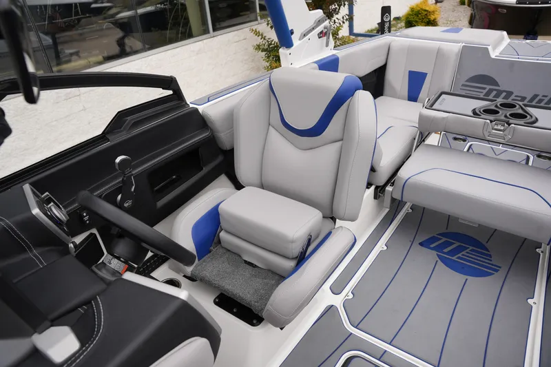 Slide: The Image of Malibu WAKESETTER 23 LSV 2022 - 18