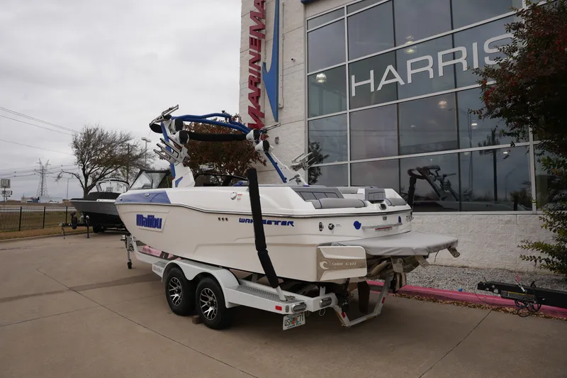 Slide: The Image of Malibu WAKESETTER 23 LSV 2022 - 2