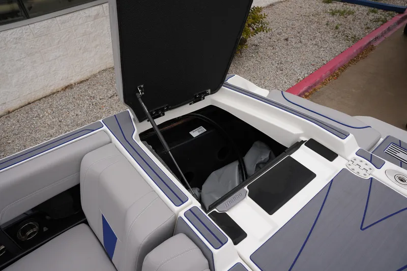 Slide: The Image of Malibu WAKESETTER 23 LSV 2022 - 5