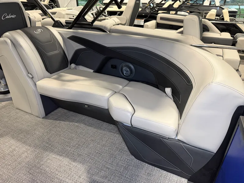 Slide: The Image of Barletta Cabrio 22 Q 2026 - 44