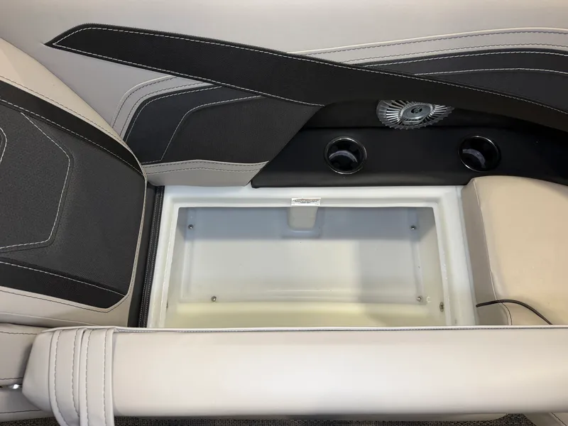 Slide: The Image of Barletta Cabrio 22 Q 2026 - 13