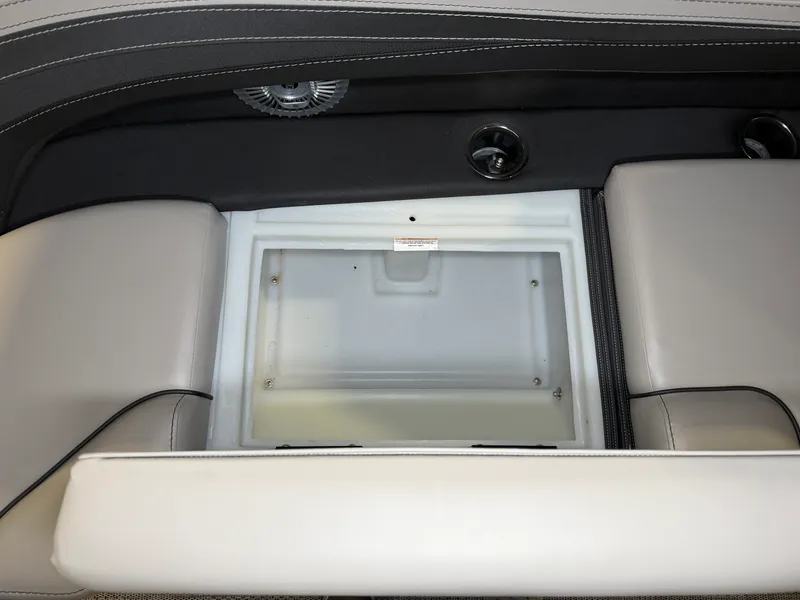 Slide: The Image of Barletta Cabrio 22 Q 2026 - 42