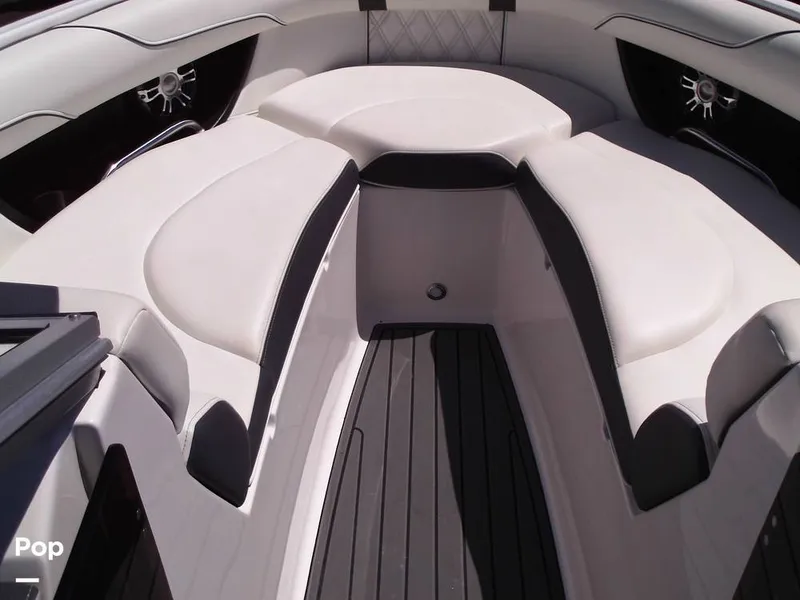 Slide: The Image of Regal 2300 2020 - 14302705