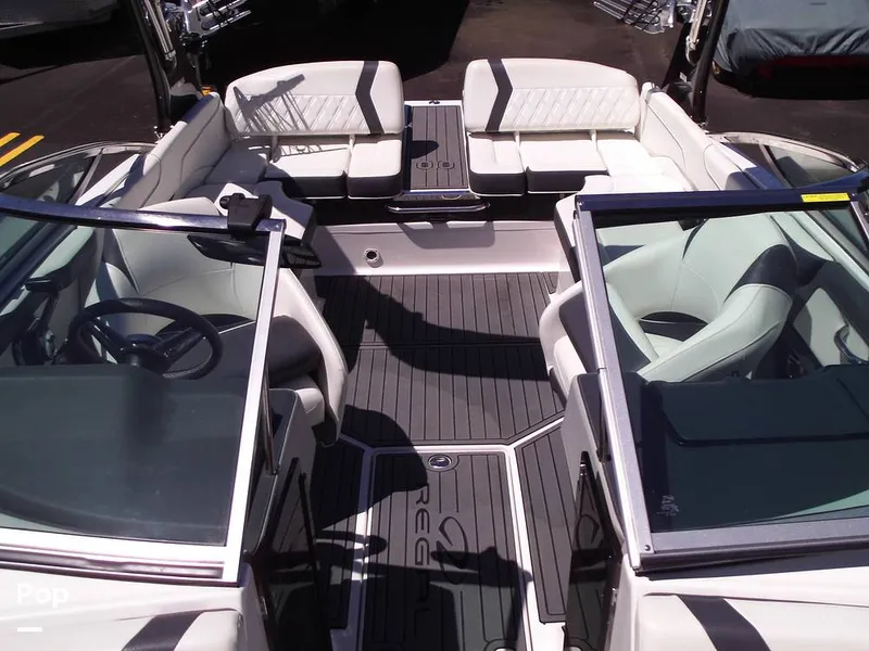 Slide: The Image of Regal 2300 2020 - 14302701