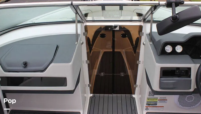 Slide: The Image of Regal 2300 2020 - 14248749