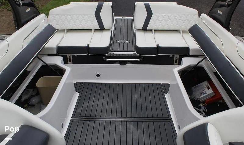 Slide: The Image of Regal 2300 2020 - 14248742