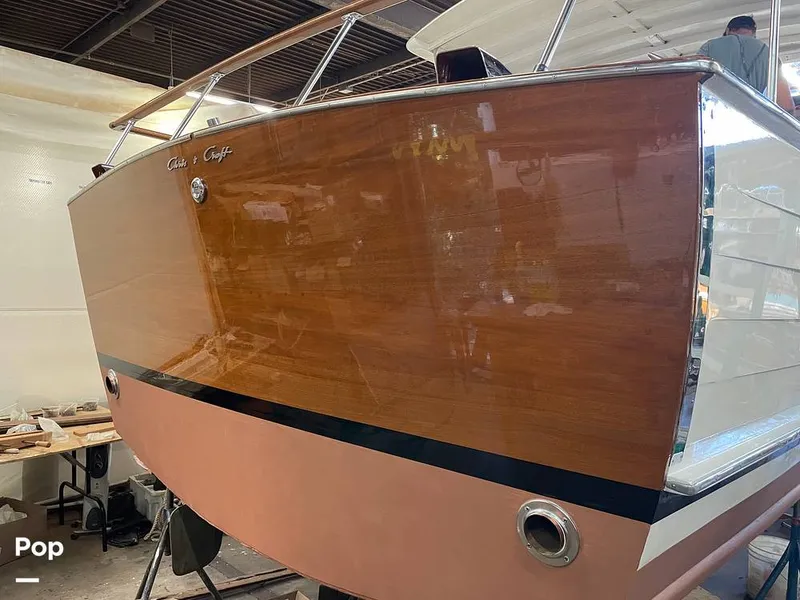 Slide: The Image of Chris-Craft Cavalier 33 1967 - 14230799