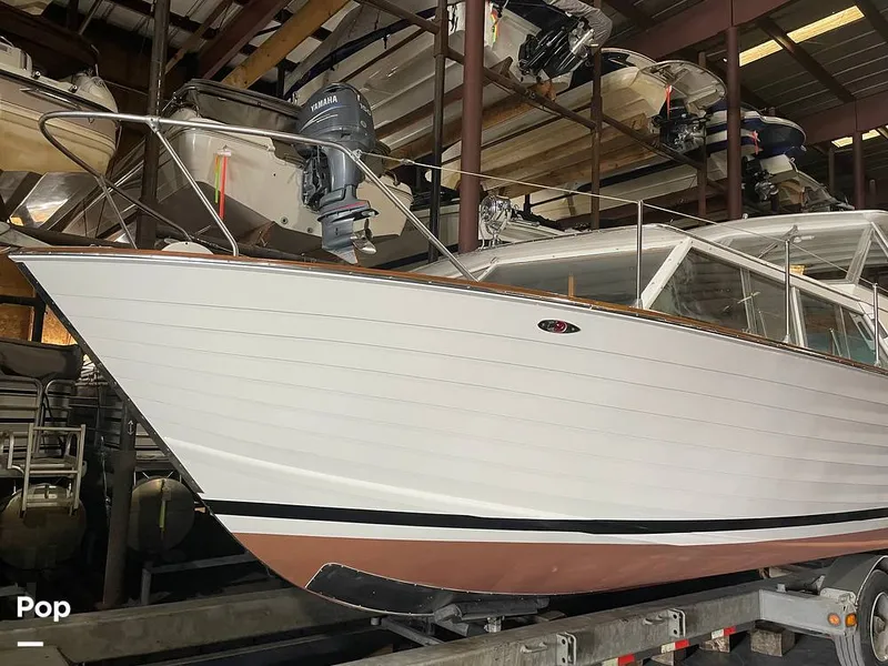 Slide: The Image of Chris-Craft Cavalier 33 1967 - 14230619