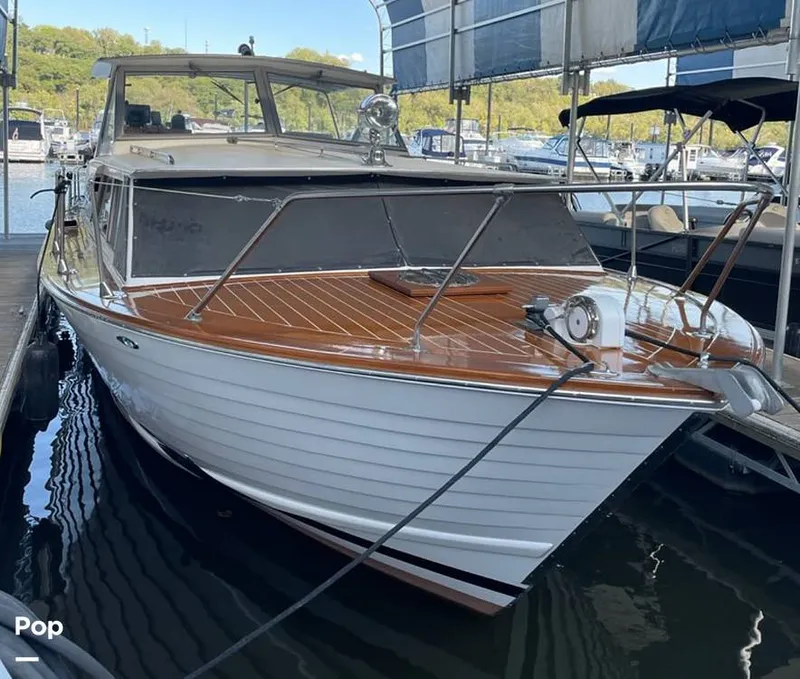 Slide: The Image of Chris-Craft Cavalier 33 1967 - 14727134