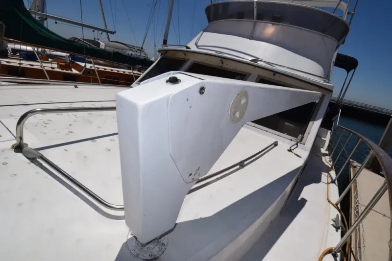 Slide: The Image of Uniflite 42 Double Cabin 1977 - 18