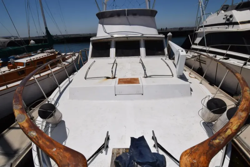 Slide: The Image of Uniflite 42 Double Cabin 1977 - 19