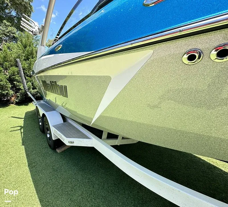 Slide: The Image of Malibu Wakesetter 22 VLX 2017 - 14325820