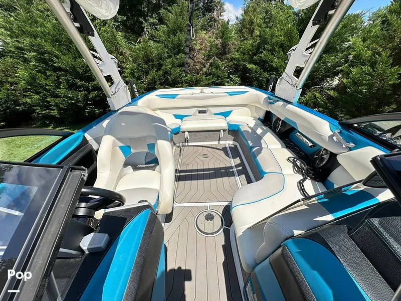 Slide: The Image of Malibu Wakesetter 22 VLX 2017 - 14325929